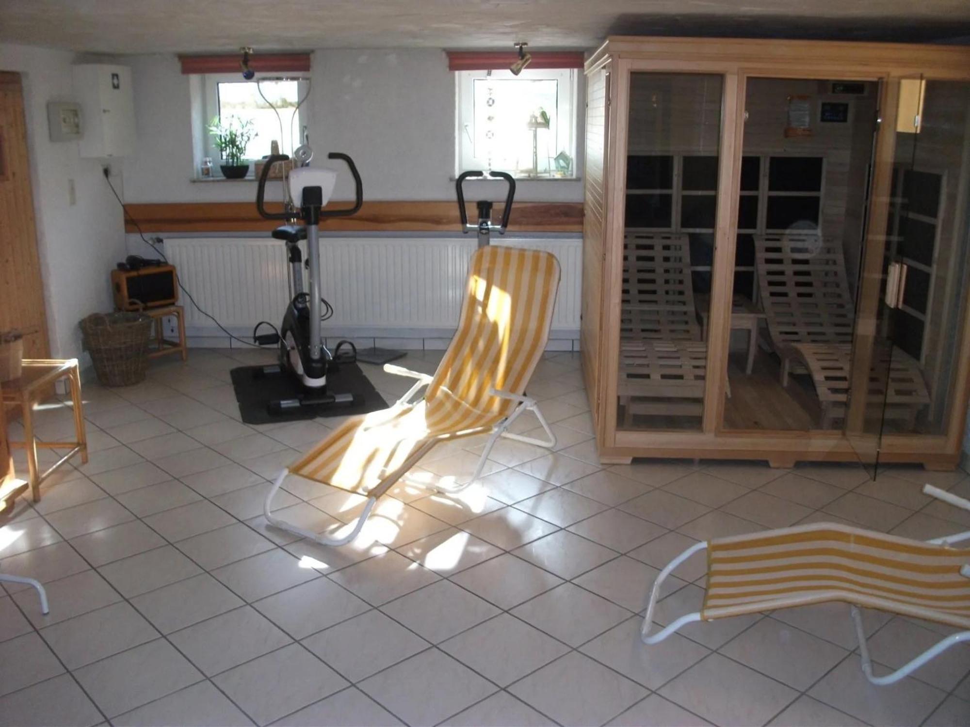 Ferienwohnungen 'Blick Zur Madonna' Fischbach bei Dahn Exterior photo